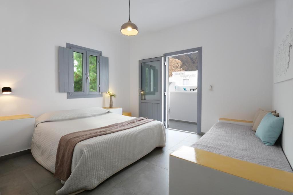Perissa Blue Dome Rooms Luaran gambar