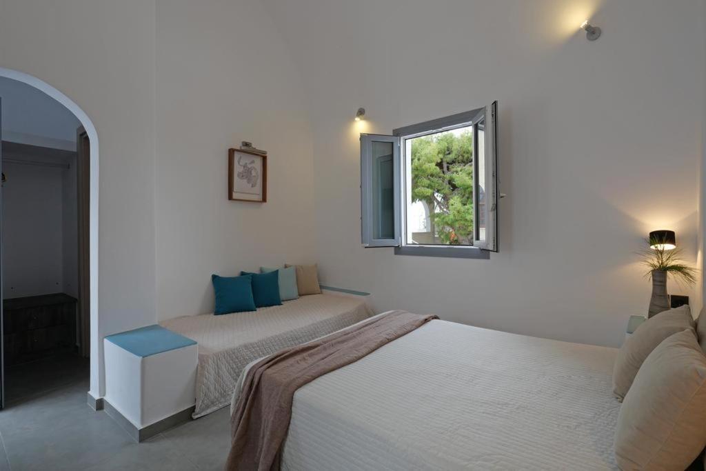 Perissa Blue Dome Rooms Luaran gambar