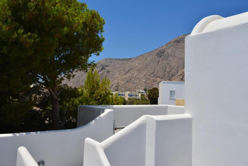 Perissa Blue Dome Rooms Luaran gambar